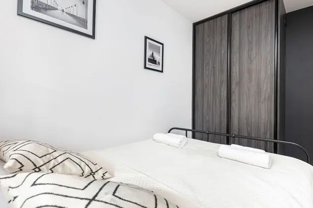 Apart Daire, 1 Yatak Odası, Balkon, Bahçe Manzaralı