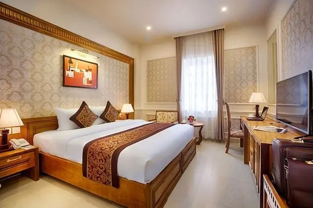 Deluxe Tek Büyük veya İki Ayrı Yataklı Oda