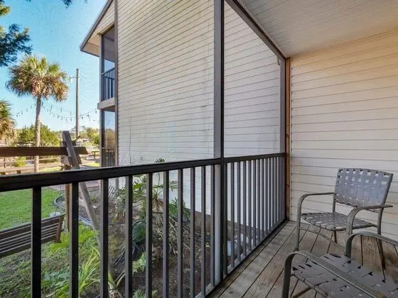 Basic Tek Büyük Yataklı Oda