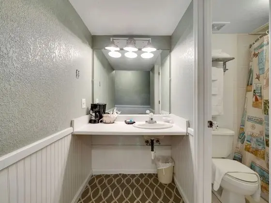 Basic Tek Büyük Yataklı Oda