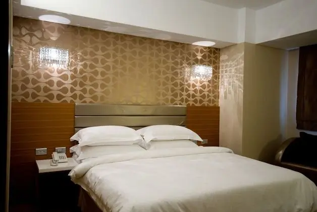 Deluxe Tek Büyük Yataklı Oda, Küvet