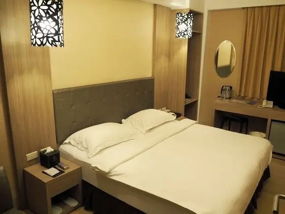 Design Tek Büyük Yataklı Oda