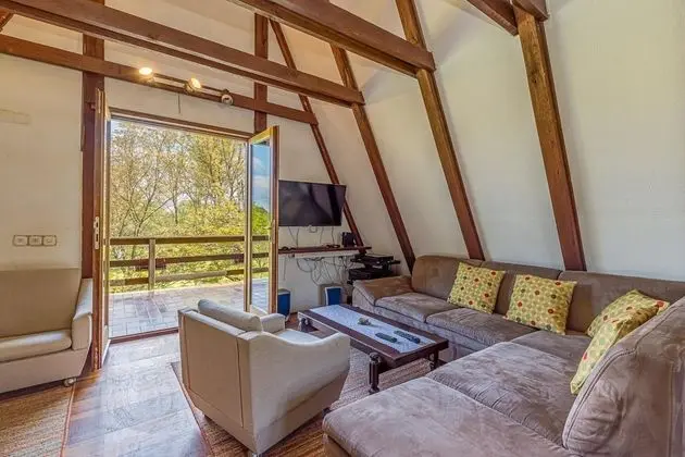 Family Ev, Birden Çok Yatak, Bahçeli (Riverside House Bojko With Jacuzzi)