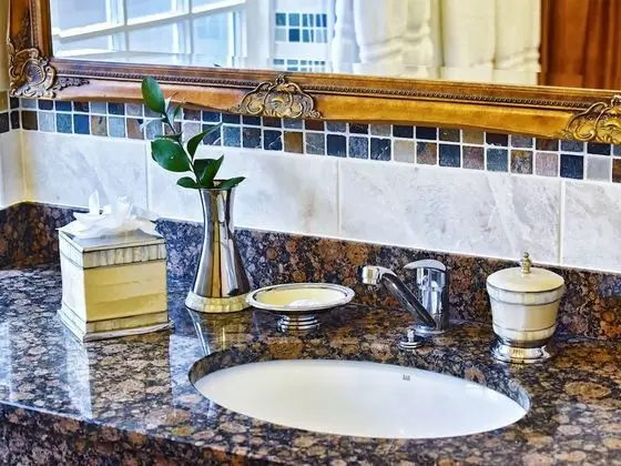 Premier Tek Büyük Yataklı Oda, Banyolu/Duşlu (River View)