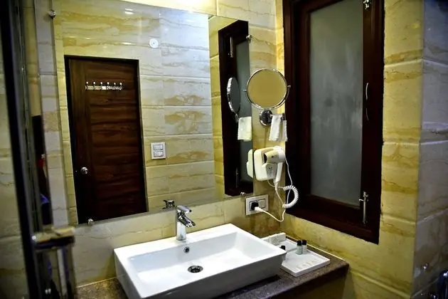 Deluxe Tek Büyük Yataklı Oda, Sigara İçilmez