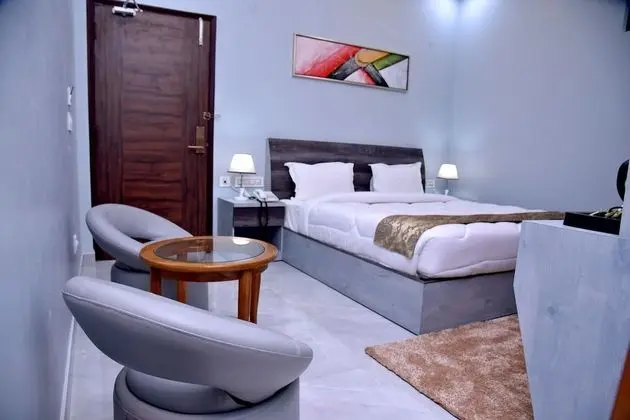 Luxury Süit, Sigara İçilmez