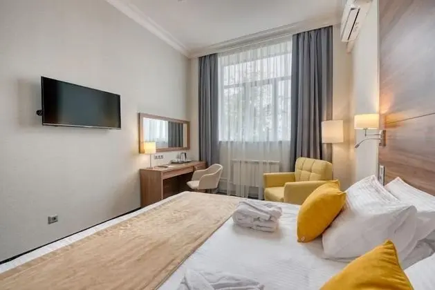 Comfort Tek Büyük Yataklı Oda (1)