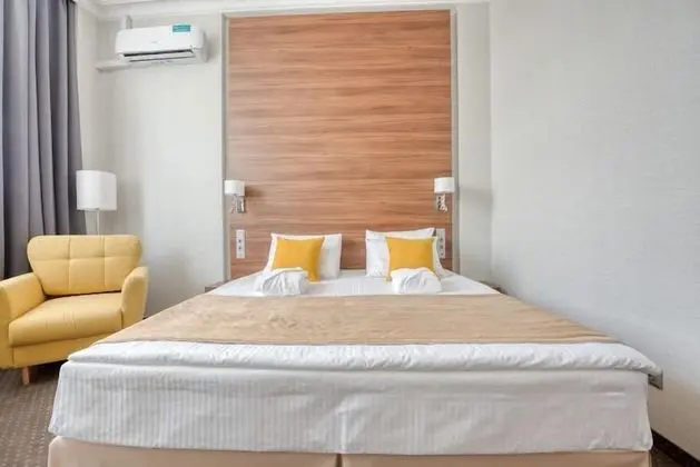 Comfort Tek Büyük Yataklı Oda (2)