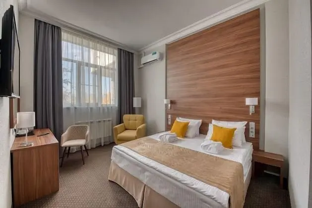 Comfort Tek Büyük Yataklı Oda (2)