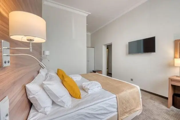 Comfort Tek Büyük Yataklı Oda (2)