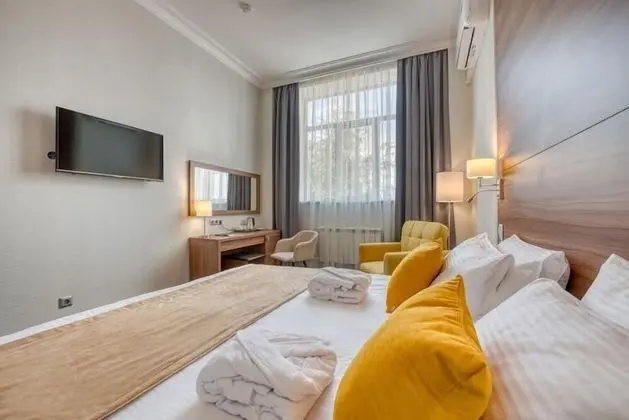 Comfort Tek Büyük Yataklı Oda
