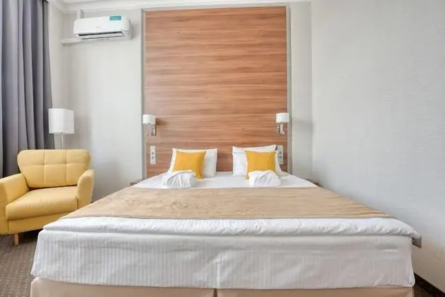 Comfort Tek Büyük Yataklı Oda