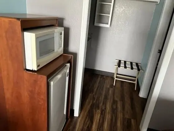 Basic Oda, 1 En Büyük (King) Boy Yatak