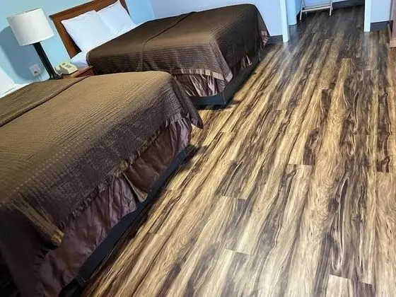 Basic Tek Büyük Yataklı Oda, 2 Büyük (Queen) Boy Yatak