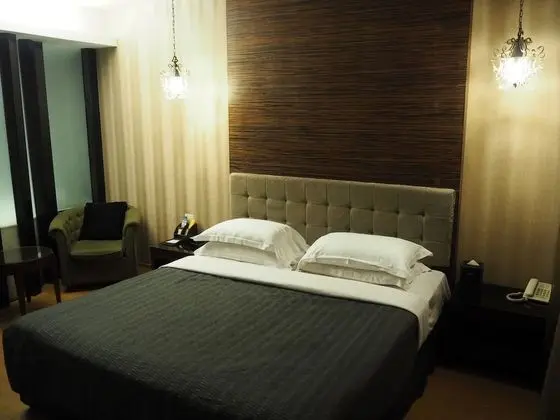 Honeymoon Oda (Check-in after 6PM)