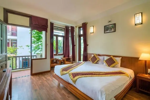 Deluxe Tek Büyük veya İki Ayrı Yataklı Oda, Nehir Manzaralı