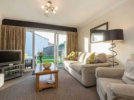 Süit, Özel Banyo (Kingfisher - Sleeps 6)