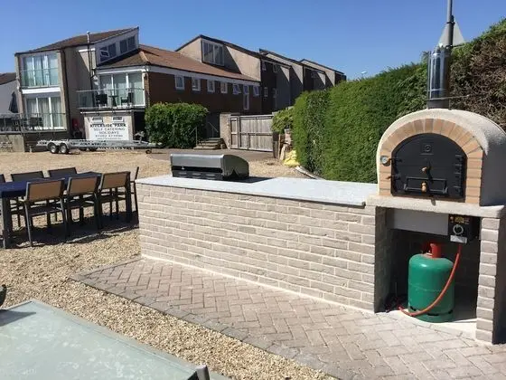 Süit, Özel Banyo (Kingfisher - Sleeps 6)