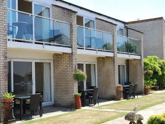 Süit, Özel Banyo (Kingfisher - Sleeps 6)