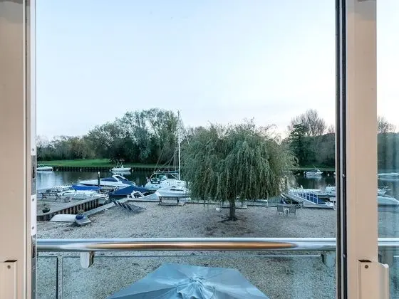 Süit, Özel Banyo (The Swan - Sleeps 6)