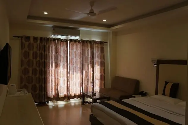 Exclusive Tek Büyük Yataklı Oda, 1 En Büyük (King) Boy Yatak, Balkon, Nehir Manzaralı