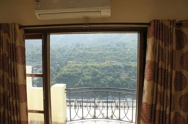 Exclusive Tek Büyük Yataklı Oda, 1 En Büyük (King) Boy Yatak, Balkon, Nehir Manzaralı