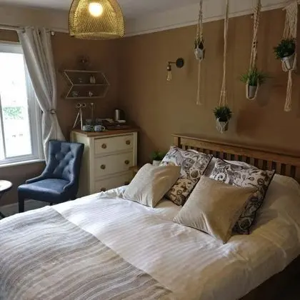 Tek Büyük Yataklı Oda (Room1)