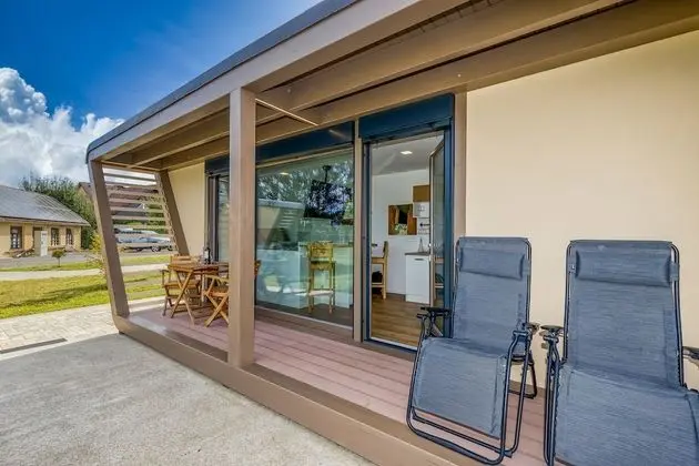 Family Stüdyo, 1 Çift Kişilik Yatak, Dağ Manzaralı, Bahçeli (Riverside Suite Mare private beach)