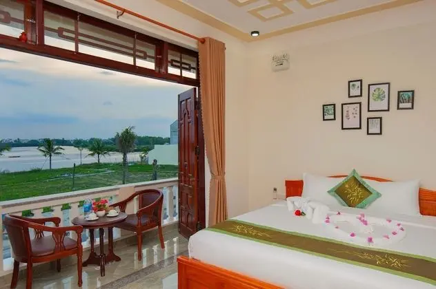 Deluxe Tek Büyük Yataklı Oda, 1 Çift Kişilik Yatak, Sigara İçilmez, Nehir Manzaralı