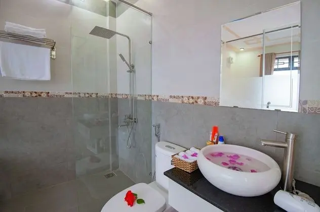 Deluxe Tek Büyük Yataklı Oda, 1 Çift Kişilik Yatak, Sigara İçilmez, Nehir Manzaralı