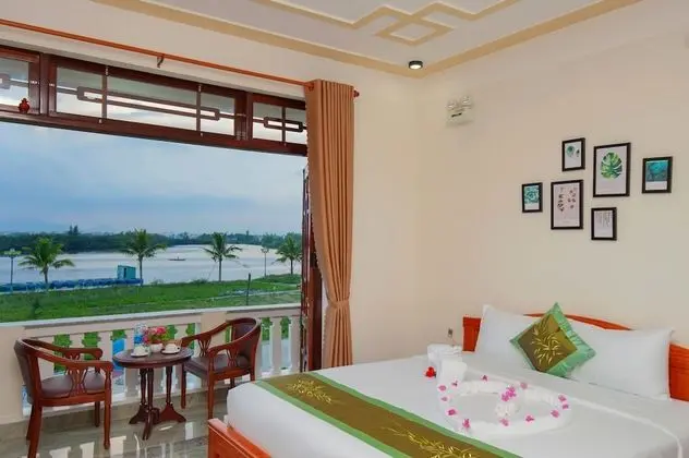 Deluxe Tek Büyük Yataklı Oda, 1 Çift Kişilik Yatak, Sigara İçilmez, Nehir Manzaralı