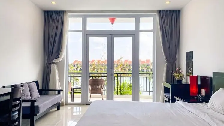 Deluxe Tek Büyük Yataklı Oda, 1 En Büyük (King) Boy Yatak, Balkon, Nehir Manzaralı