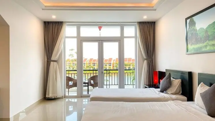 Family Üç Kişilik Oda, Balkon, Nehir Manzaralı