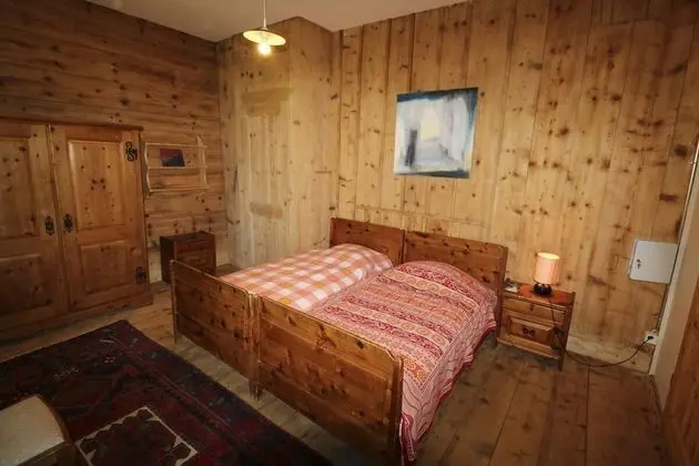 Tek Büyük Yataklı Oda, Dağ Manzaralı