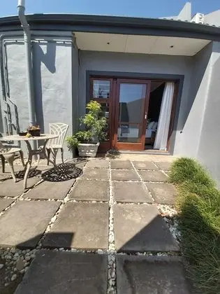 Tek Büyük Yataklı Oda, Bahçe Manzaralı