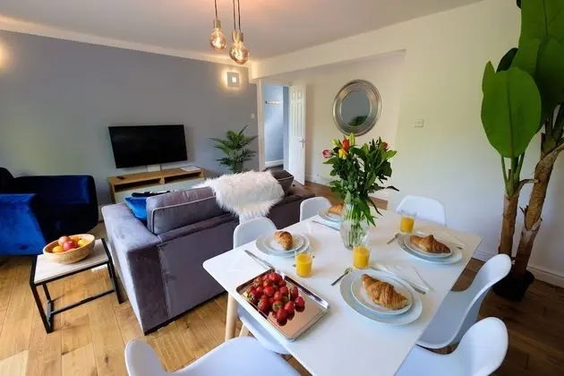 Apart Daire, Özel Banyo (Riverwalk Apartment One)