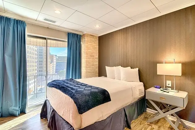 Apartment Suite