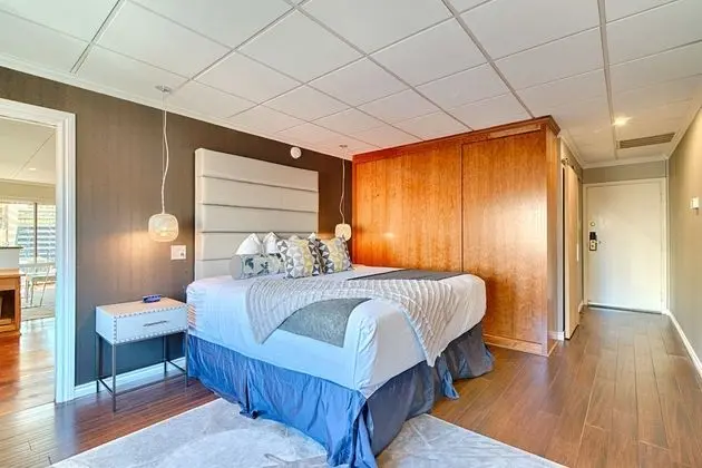 Apartment Suite