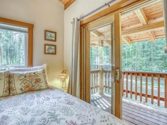 Kulübe, 1 Büyük (Queen) Boy Yatak (Riverwood Hideaway)