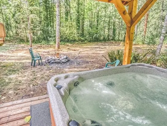 Kulübe, 1 Büyük (Queen) Boy Yatak (Riverwood Hideaway)