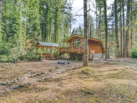 Kulübe, 1 Büyük (Queen) Boy Yatak (Riverwood Hideaway)