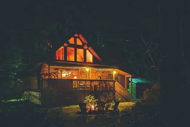 Kulübe, Birden Çok Yatak (Riverwoods Lodge)