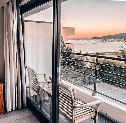 Tek Büyük Yataklı Oda, Deniz Manzaralı