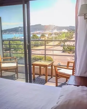 Tek Büyük Yataklı Oda, Deniz Manzaralı