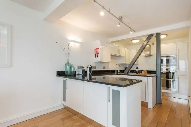 Çatı Katı Süiti (Penthouse)
