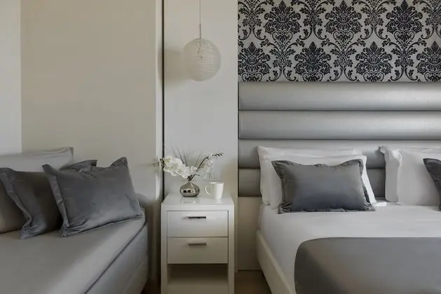 Deluxe Üç Kişilik Oda, Denize Bakan