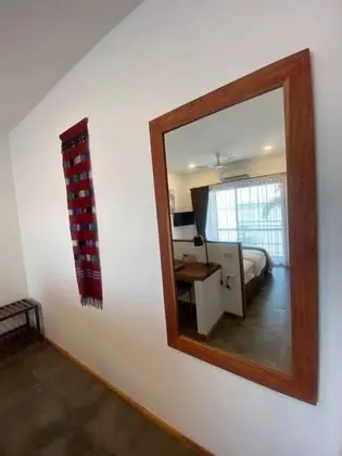 Tek Büyük veya İki Ayrı Yataklı Oda, Nehir Manzaralı (Upper Floor)