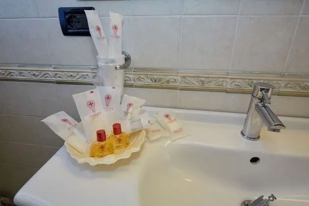 Classic Üç Kişilik Oda