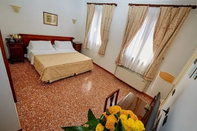 Deluxe Süit, 1 Yatak Odası, Avlu Manzaralı, Avlu