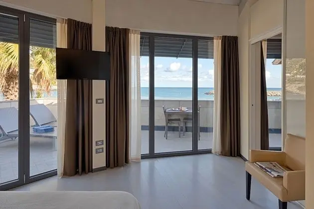 Süit, Deniz Manzaralı